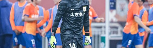 kaiyun sports-官宣！王大雷与泰山续约至2026年 触发条款则延续