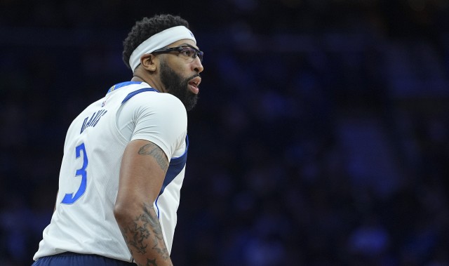 开云官方直播-名记：浓眉经纪人里奇·保罗已明确表示 希望独行侠交易戴维斯！